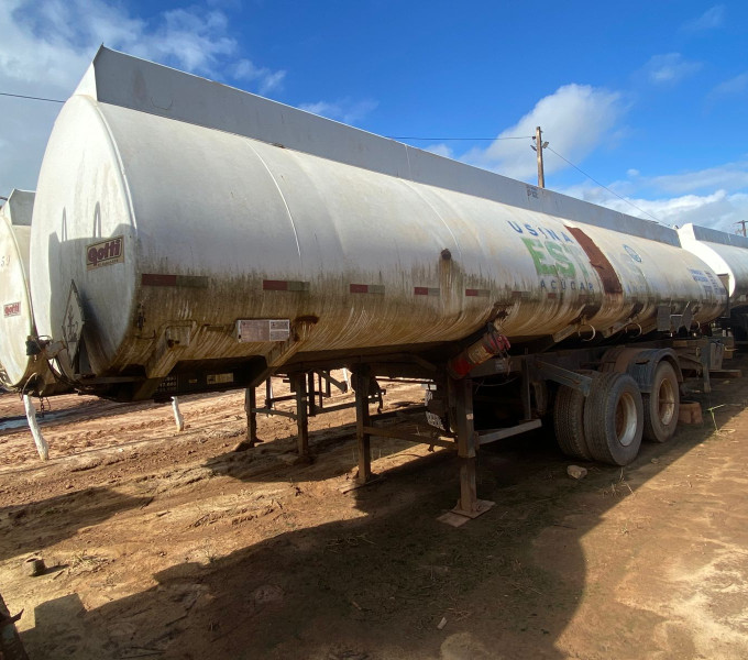 Semi Reboque Tanque GOTTI, 2015, modelo SRTQL3E 101, 03 EIXOS