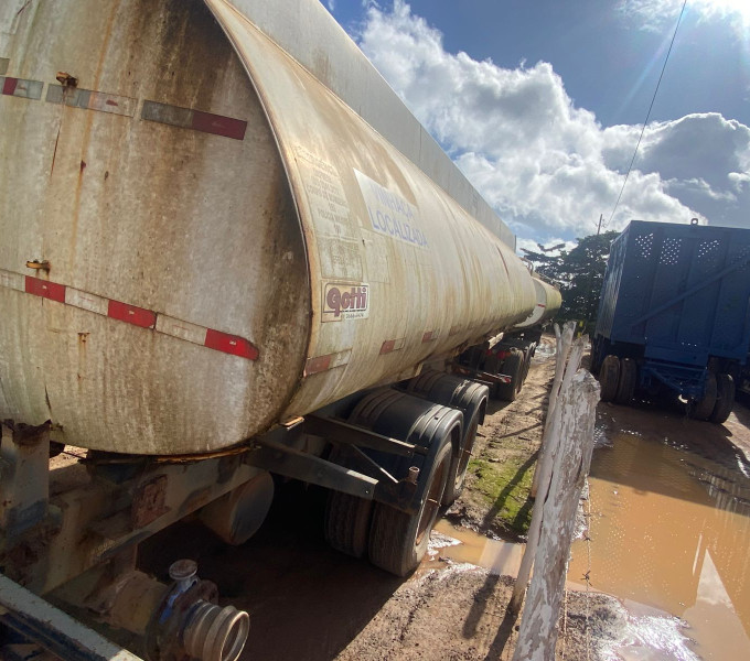 Semi Reboque Tanque GOTTI, 2015, modelo SRTQL3E 101, 03 EIXOS