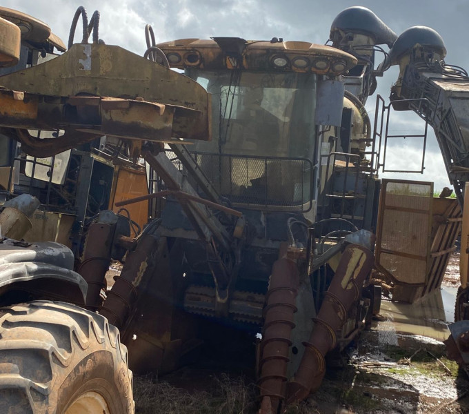 Colhedora de cana VALTRA BE 1035E, 2018, Chassi: 4500499632, Frota: 2802153