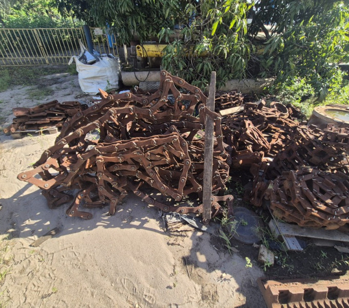 Correntes metálicas aprox. 2700 kg