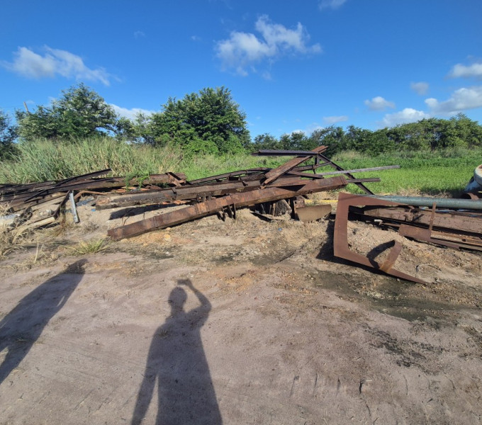 Grande qtd. De sucata ferrosa 200ton aprox.