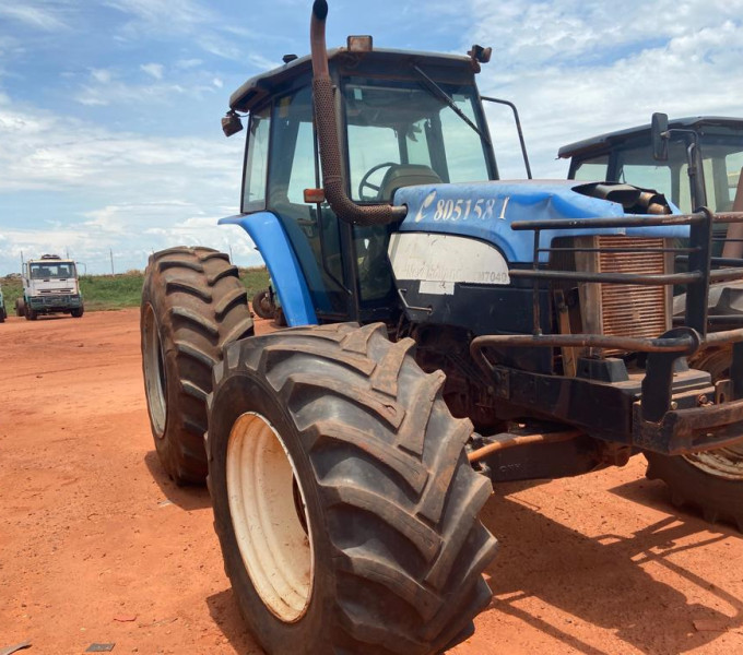Trator New Holland TM 7040, ano 2013, frota: 805158 (MINAS GERAIS)