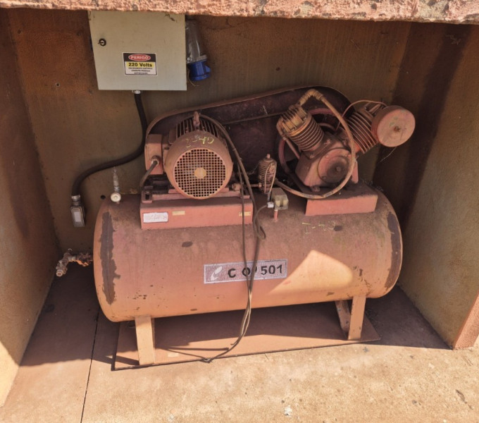 COMPRESSOR DE AR