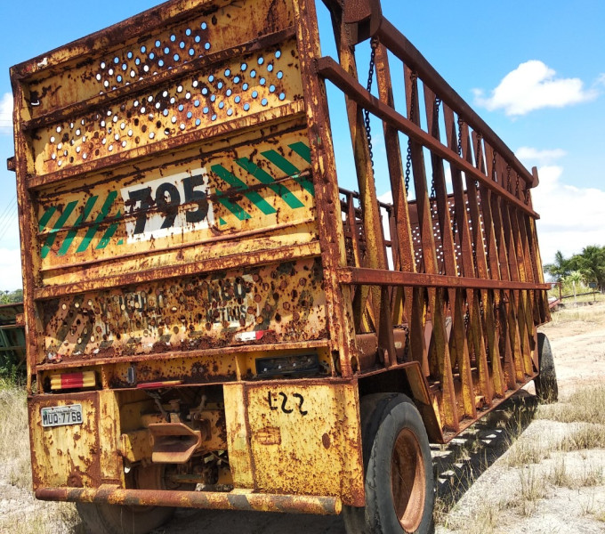 01 REBOQUE ABERTO – 8,30m RONDON MUQ-7768, ANO 2001 FROTA: 20795