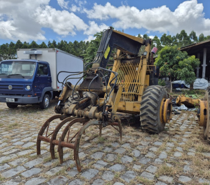 Super carregadeira bell, carga 800 kg