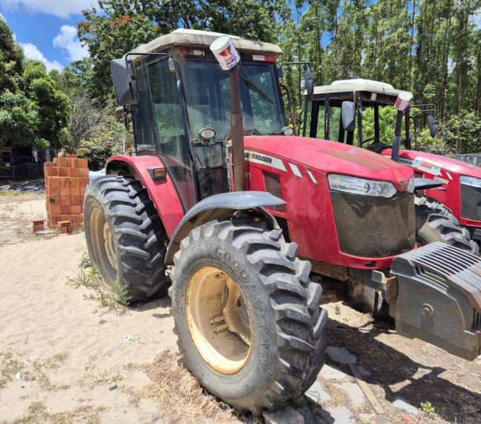 Trator de pneus massey fergunson 5710