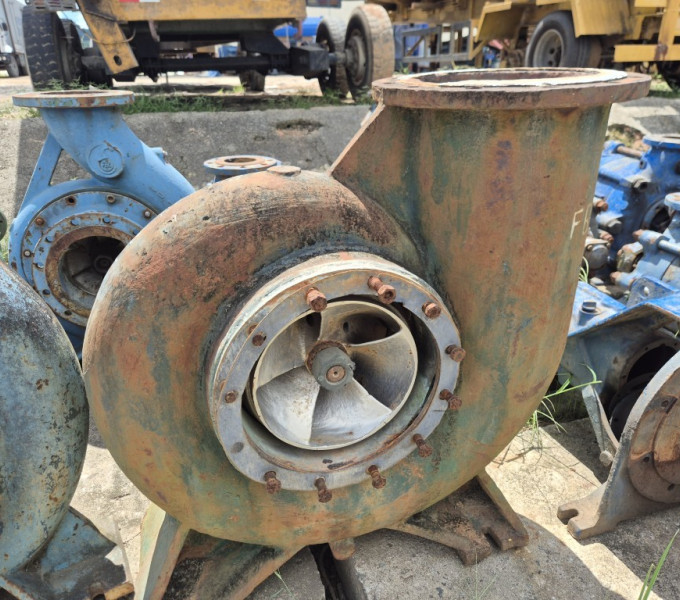 2 Bombas centrifugas Equipe p/ água