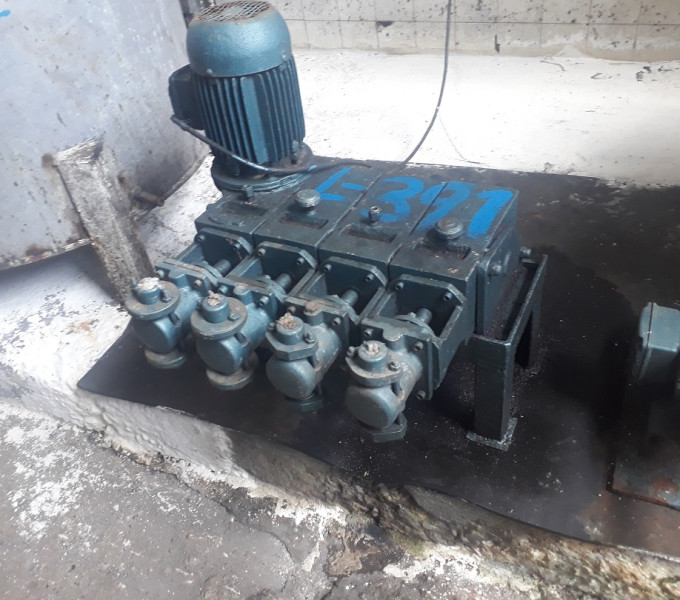 Conjunto Motor-Bomba 10cv WEG S/IND