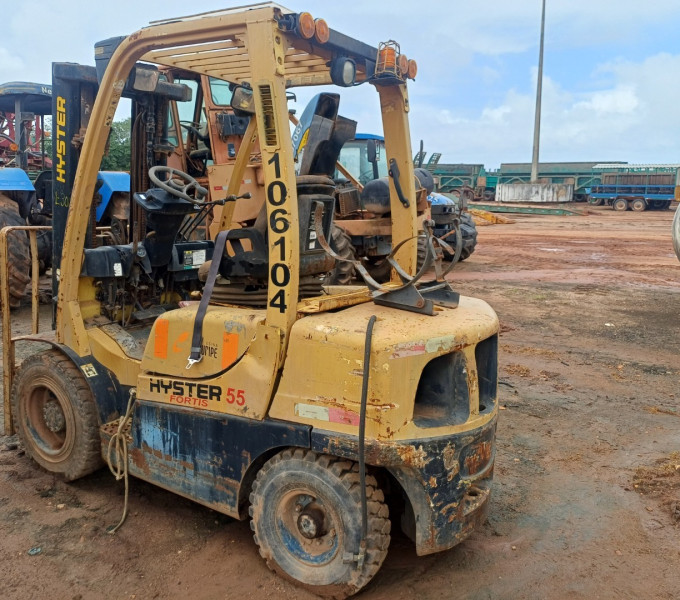 Empilhadeira Hyster H55FT cap  2500 kg, Ano: 2012, Frota: 106104