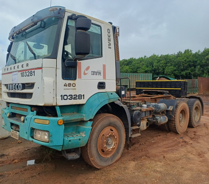 Caminhão Cavalo Mecanico Iveco Trakker Eurotronic 480, Ano: 2013, Placa:  OWZ-2842, Frota: 103281 + Ativo I1C3
