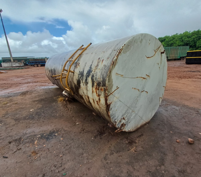 Tanque horizontal 8m³