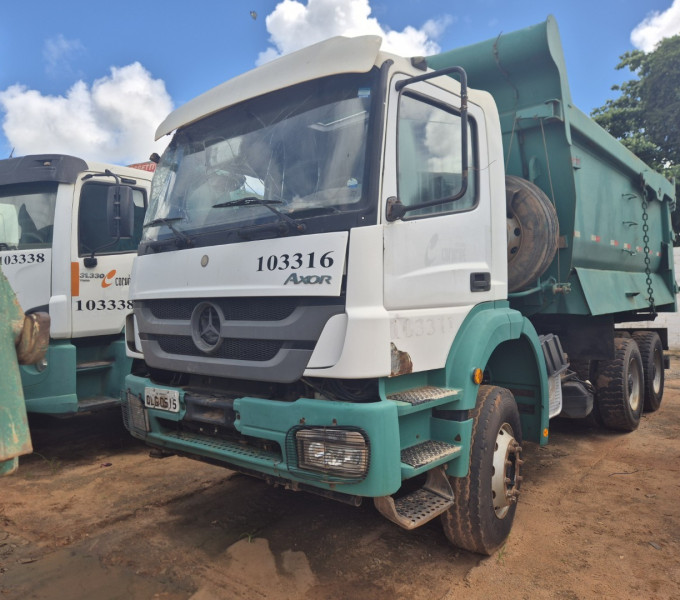 Caminhão Basculante Mercedes-Benz AXOR 3131 6X4, Ano: 2017, Placa: QLG-0515, Frota: 103316 + Ativo I5C1