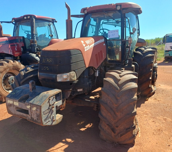TRATOR DE PNEUS CASE 225, ANO: 2014, FROTA: 805173 + Ativo I2