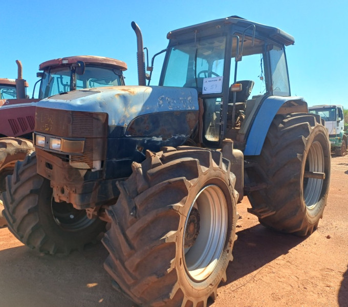 TRATOR DE PNEUS NEW HOLLAND TM 7030500, 2009, FROTA: 805088 + Ativo I2C3