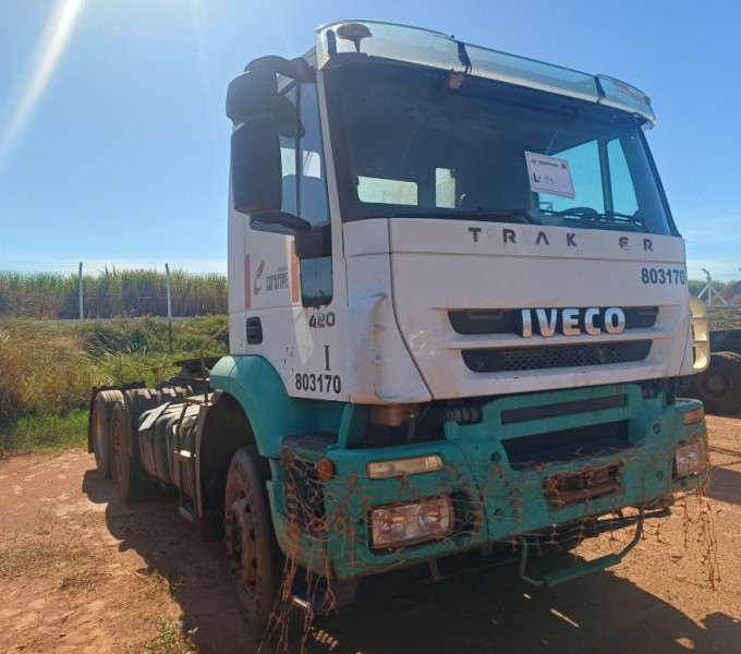 CAMINHÃO CAVALO MECANICO IVECO TRAKKER 420, ANO: 2011, PLACA: HME2J73, FROTA: 803170 + Ativo I18C1