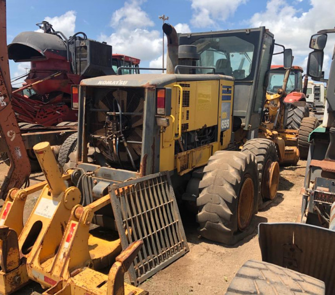 Moto niveladora Komatsu KOM.GD655-5, 2012