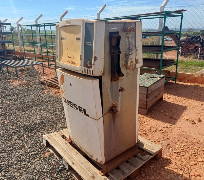 BOMBA GILBARCO VEEDER-ROOT + DIVERSOS MATERIAIS DE AUTOMAÇÃO IONICS