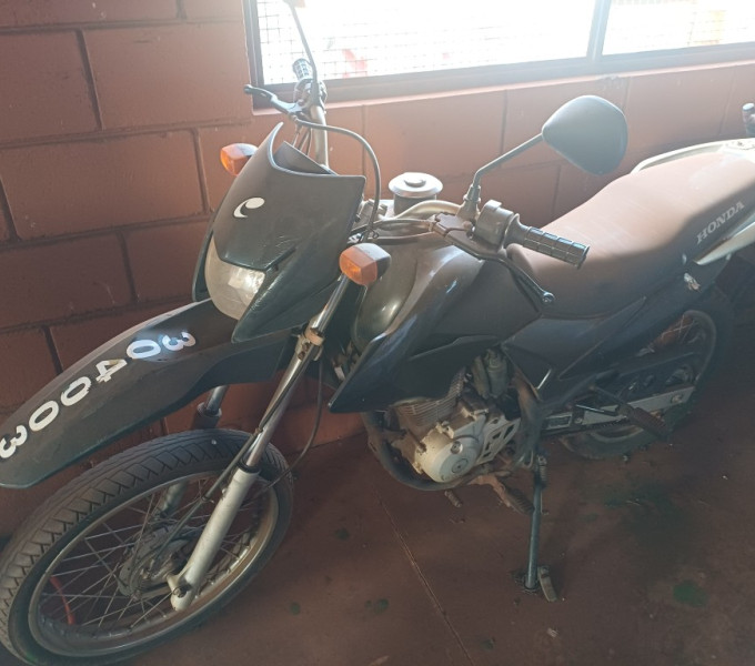 Motocicleta Honda Bros Frota: 304003