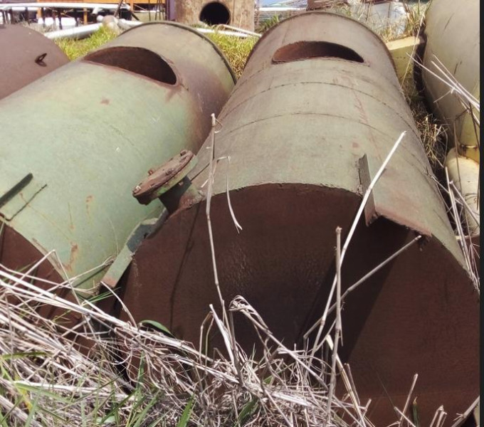 03 Tanques AC 3,5m 1,2m