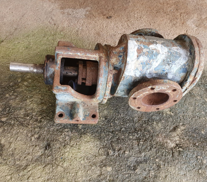 Redutor e bomba de mel