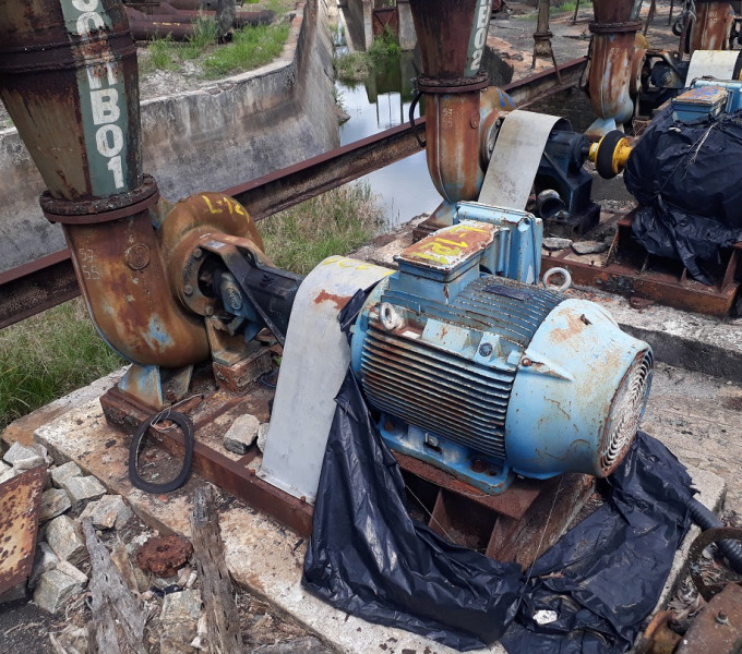 Conjuntos de Motor-Bomba EQUIPE WEG 1230L/H 100Cv; TAG: 590RES01