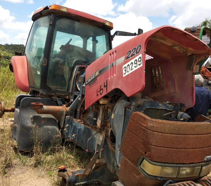 01 TRATOR CASE MXM, 220CV ANO 2009, FROTA: 30299