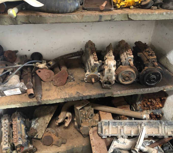 Lote de peças diversas da garagem
