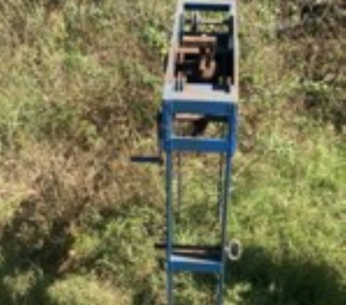 Prensa hidraulica, furação vertical motor weg, Estrutura de esteira , 4 grades em ac + Item 18 - Correias de transmissão mecanica