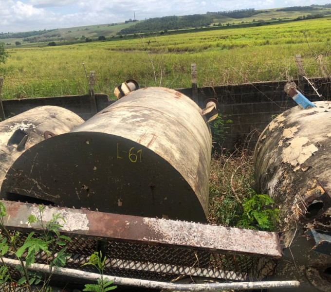 3 tanques de cal