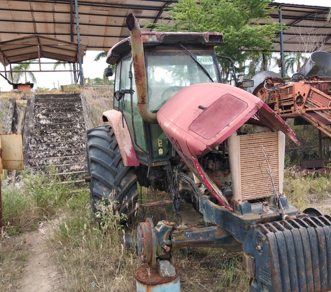01 TRATOR CASE MXM, 180CV ANO 2009, FROTA: 30298