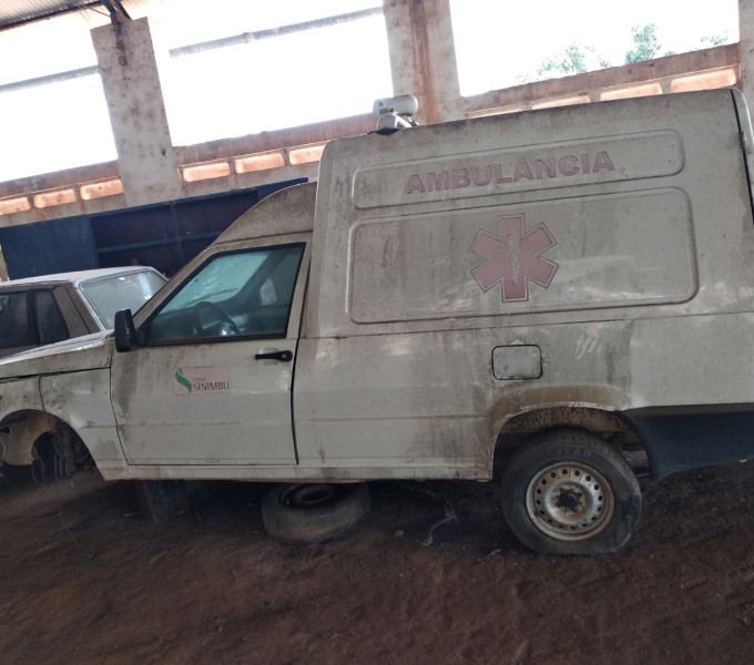 01 VEÍCULO FIAT FIORINO AMBULÂNCIA NMJ-4651, ANO 2010/2011 FROTA: 10148