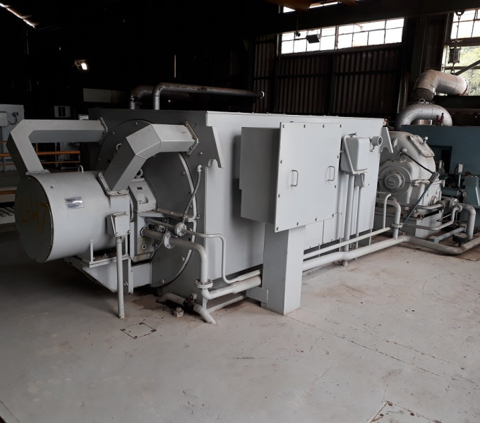 Gerador à vapor Toshiba 7500 KVA completo com: Redutor, Turbina Negrini- DME 560D, Quadros elétricos, Motores elétricos, Tanques e Balão,00