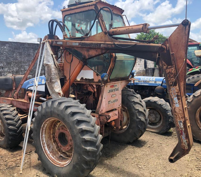 Carregadeira New Holland TS 6000 azul, 2010