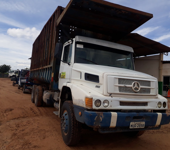 Caminhão M. Benz/ L2638 6x4 MUQ-2898; 2000