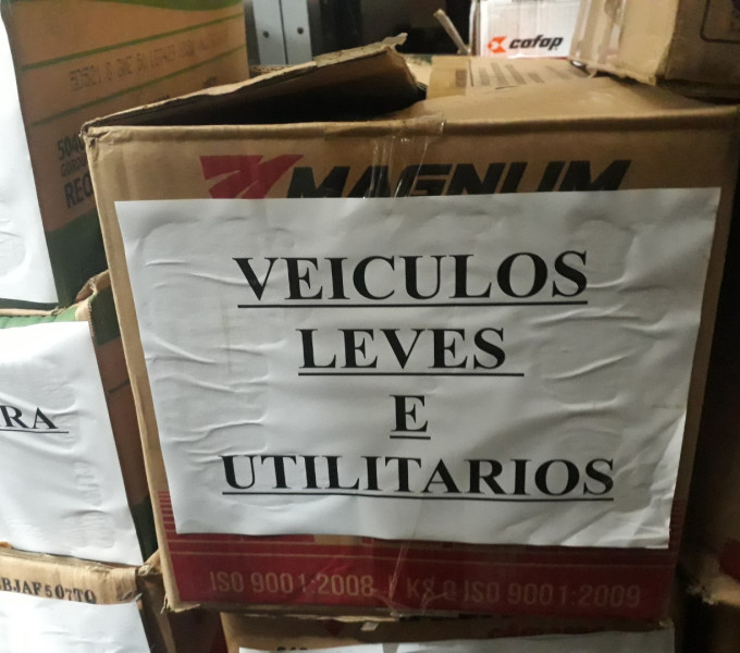 Diversas peças p/ veículos leves e utilitários