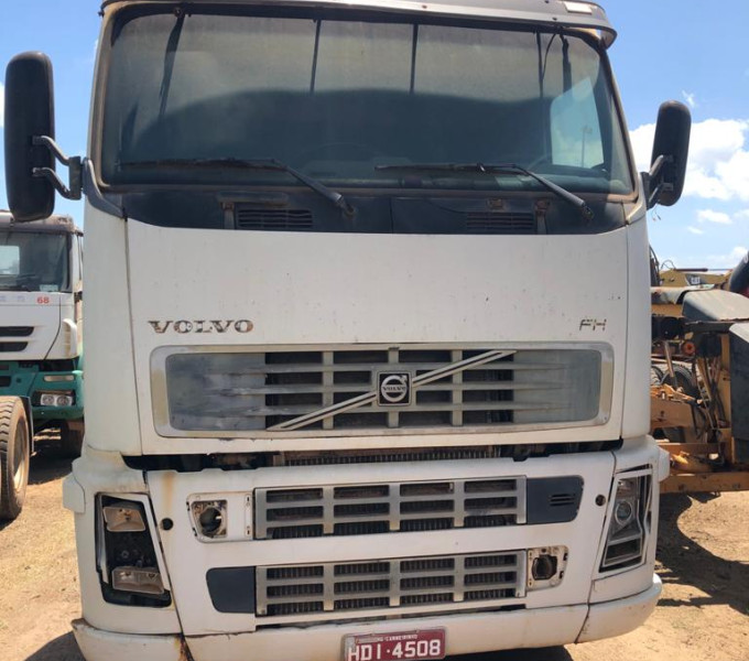 Caminhão Volvo FH-440, branco, HDI-4509, 2008