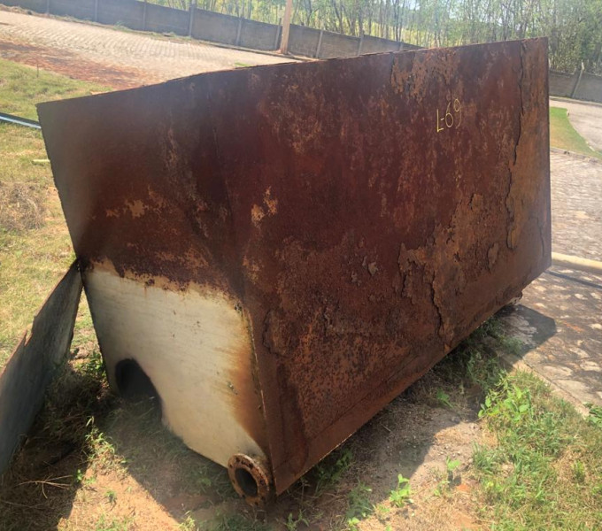 Tanque de acido em aço carbono 3000L aprox.