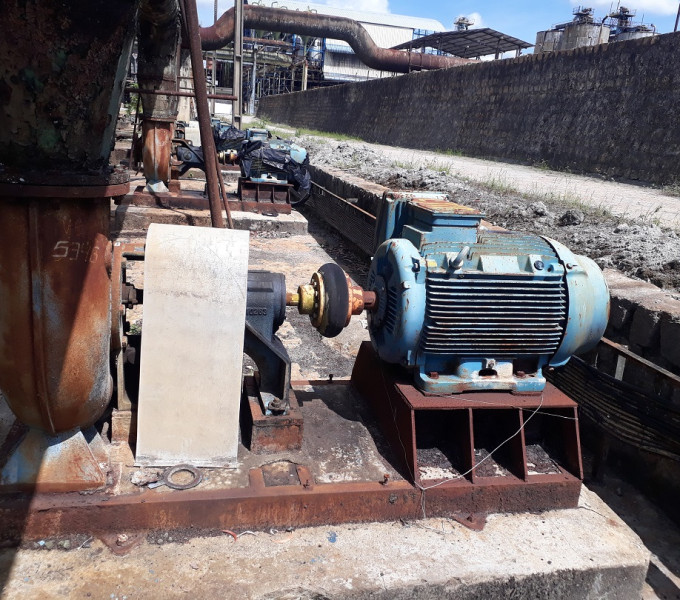 Conjuntos de Motor-Bomba EQUIPE WEG 1230L/H 100Cv; TAG: 590RES06