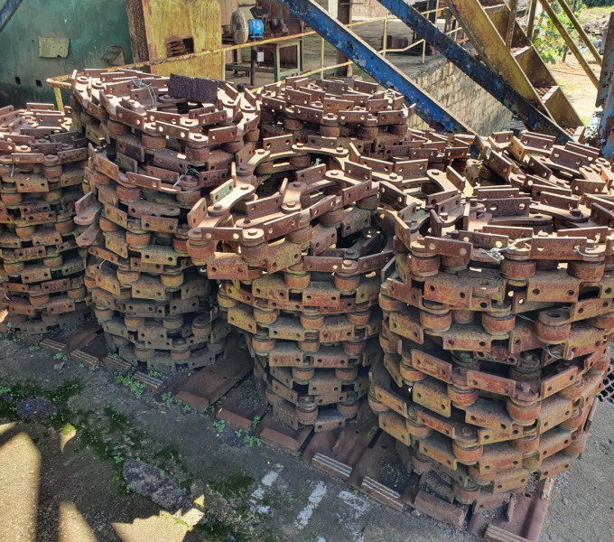 Lote de correntes da esteira metálica