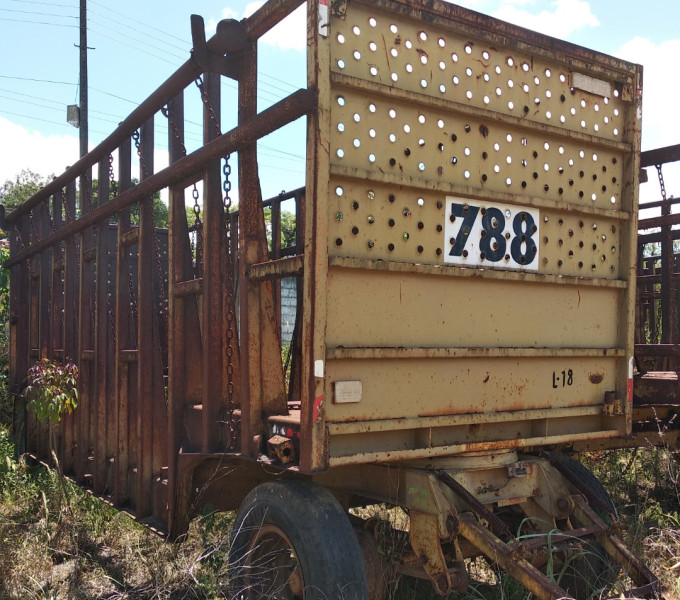 01 REBOQUE ABERTO – 8,00m KRONORTE MUL-2830, ANO 2000 FROTA: 20788