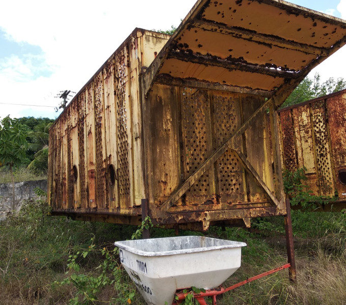 01 GAIOLÃO FECHADO