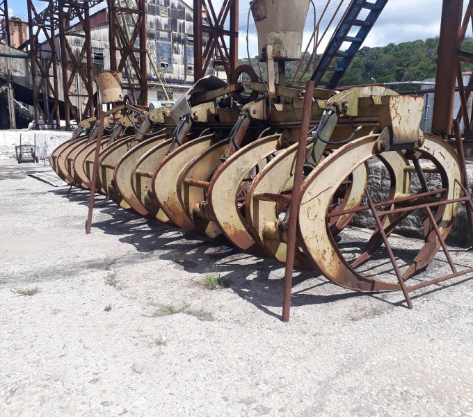 Garra para cana capacidade de 8 TON. C/ Acionamento