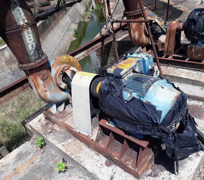 Conjuntos de Motor-Bomba EQUIPE WEG 1230L/H 100Cv; TAG: 590RES03