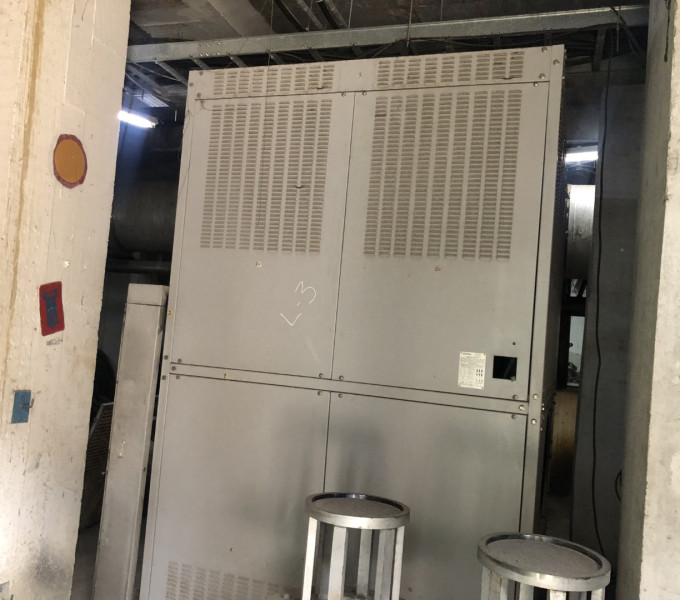 01 TRANSFORMADOR A SECO DE 2500 KVA – 13800/13800V (ISOLADOR) – CONTRAFO + DIversos materiais eletricos industriais