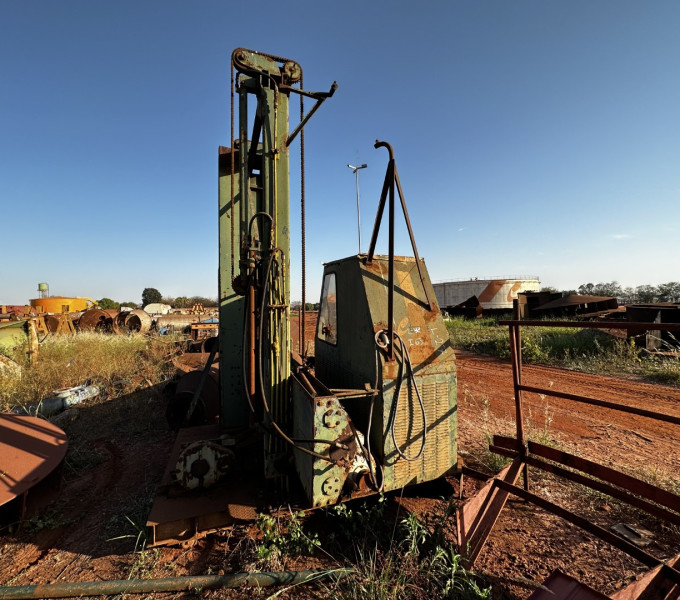 Sonda horizontal c motor WEG + Item 2, Div. Peças e componentes para New Holland/Case