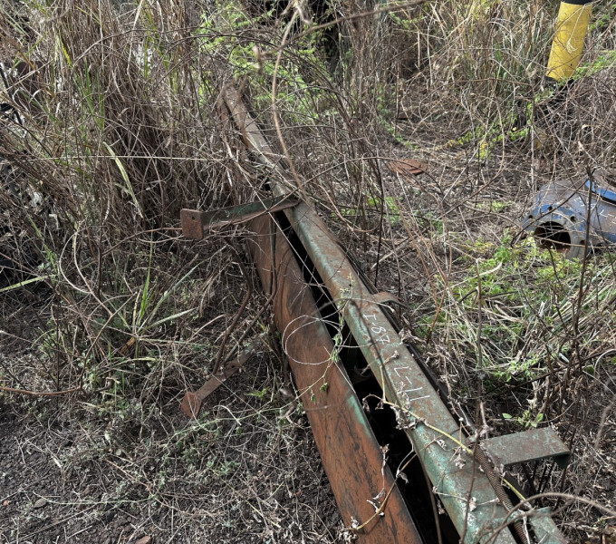 3 rolos de borracha p esteira, + Item 13 - Peças e componentes para geração de energia