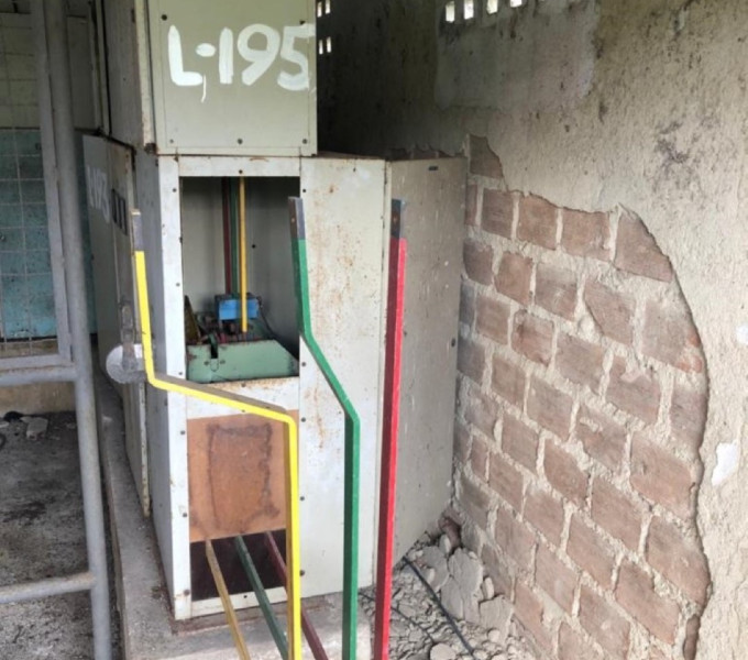 Painel elétrico C/ diversos barramentos em cobre