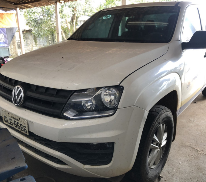 Camionete Volkswagem Amarok CD, 4X4 S Branca, Ano e Modelo 2017, Diesel, Renavan 01129432979, Placa QLG 8666