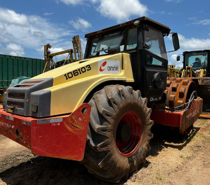 Rolo compactador Dynapac DY-CA205P, 2012,Frota: 106103