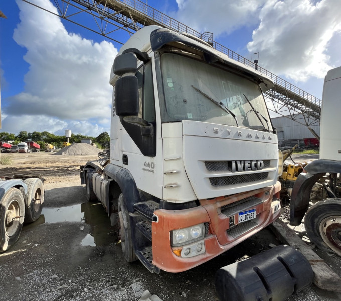 01 IVECO STRALLIS/2015 440 S 44T, PLACA: QLD-7A51/AL, FROTA: CM40*